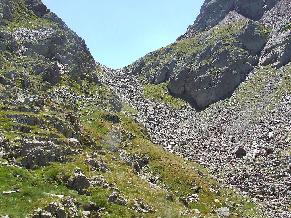 Le col et Les lacs de la Montagnette, et le port de Venasque 