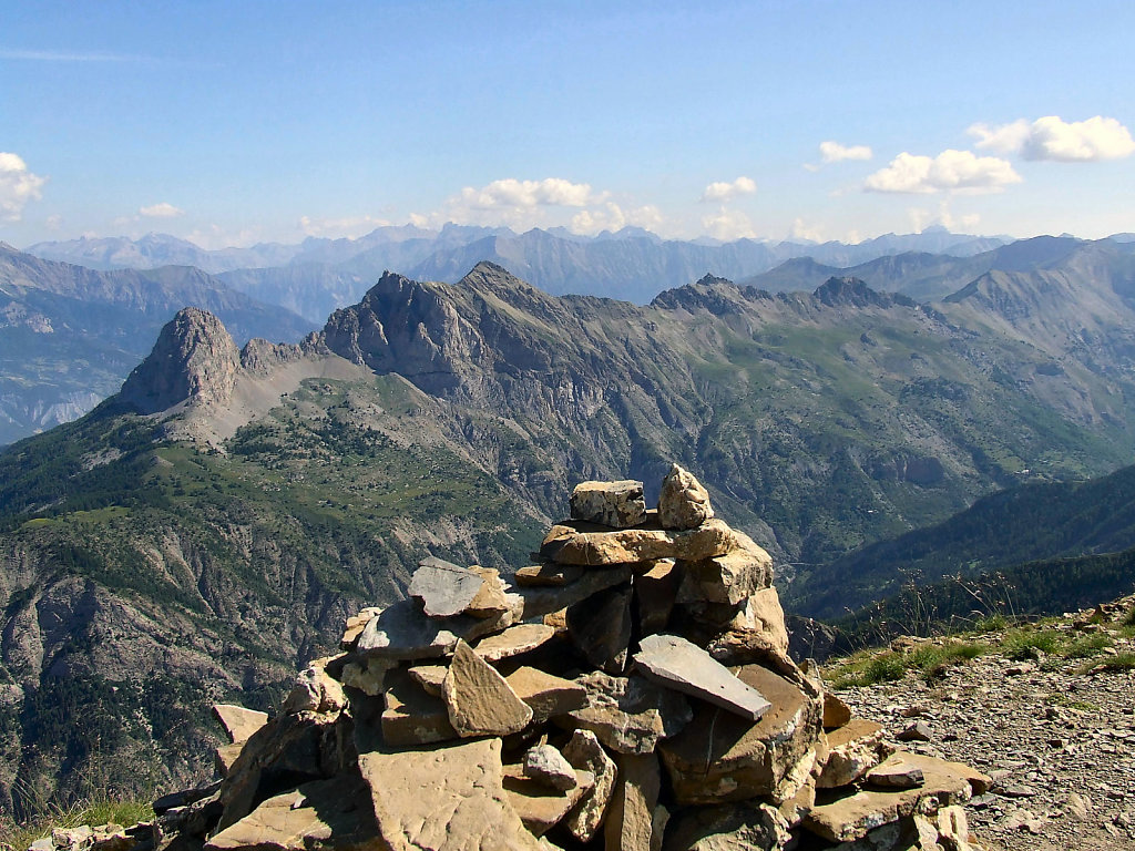 Sur Le Petit Cheval de Bois